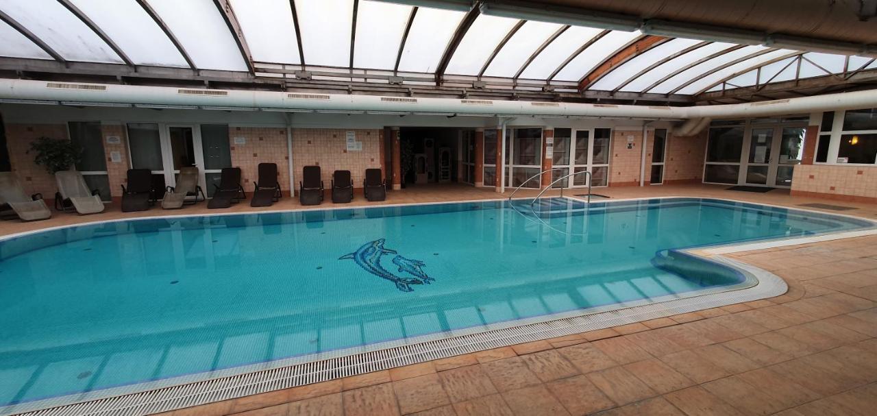 Sunset Wellness Apartman Zalakaros Apartment Luaran gambar